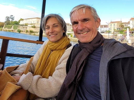 Isabelle und Oliver auf Gabarre