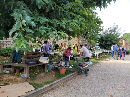 Troc de plantes - Pflanzent-Tauschmarkt Troc de plantes - Pflanzentauschmarkt