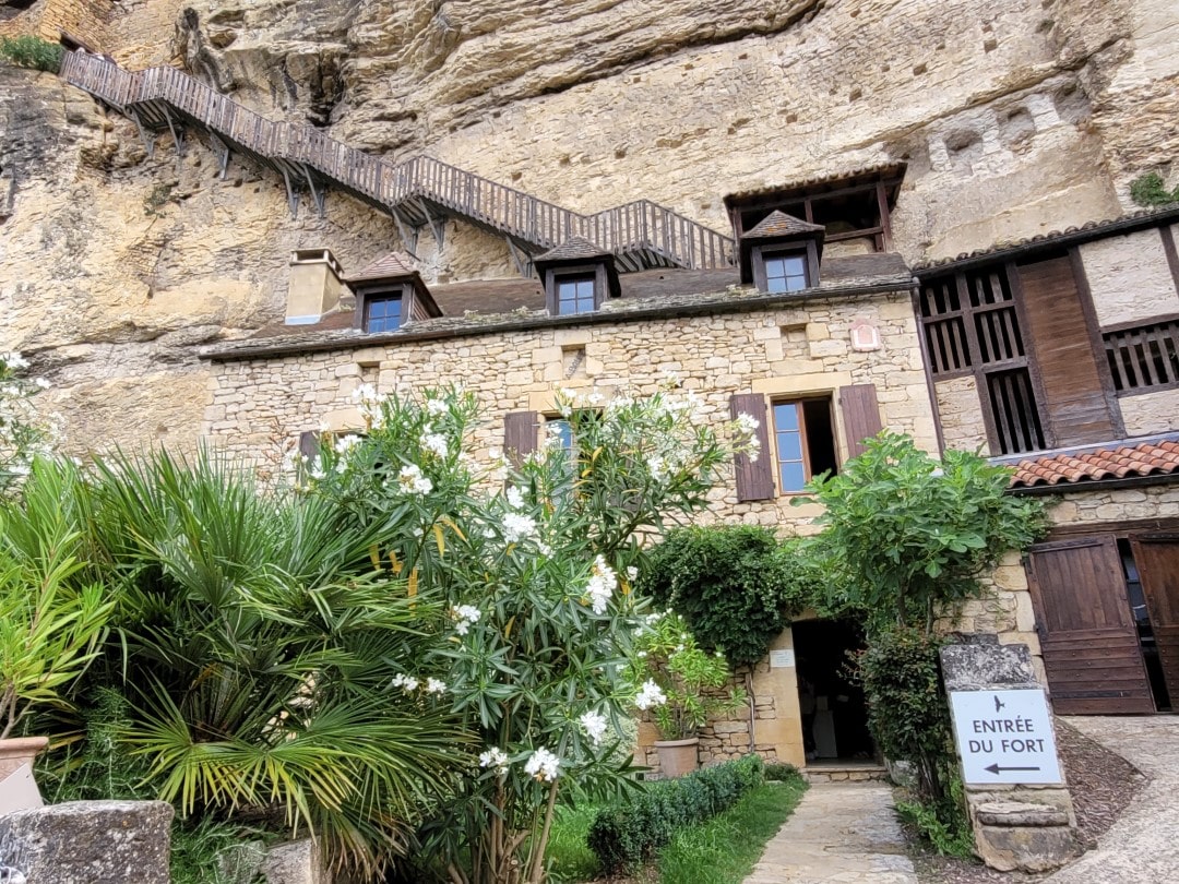 eingang-fort-roque-gageac eingang fort roque-gageac
