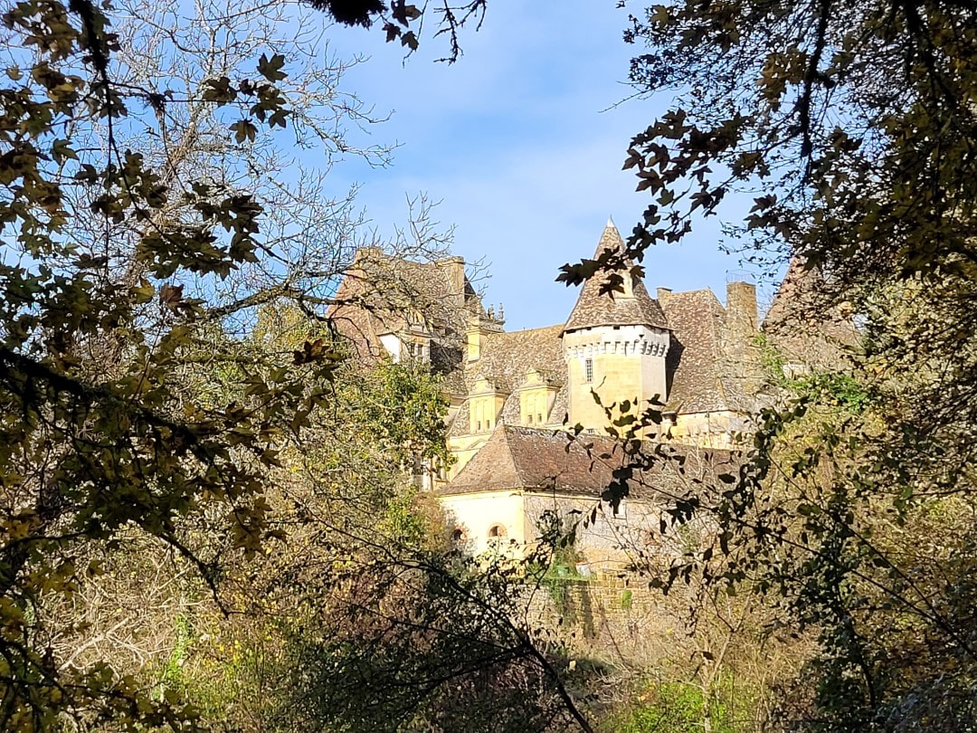 chateau-lanquais chateau lanquais durch baeume