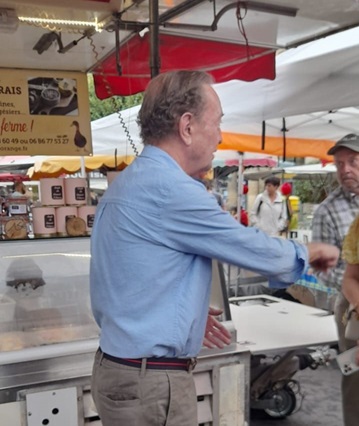 Martin-Walker-Le-Bugue-Markt