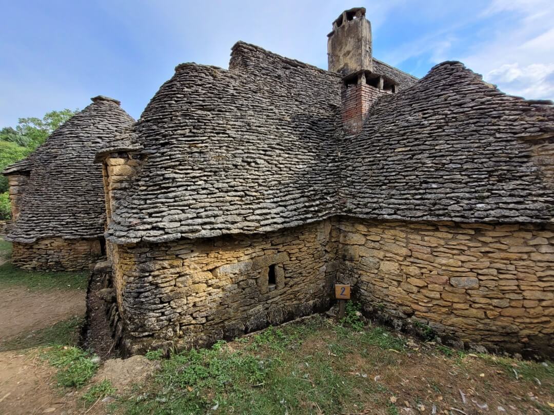 trockensteinhuetten-cabanes-du-breuil