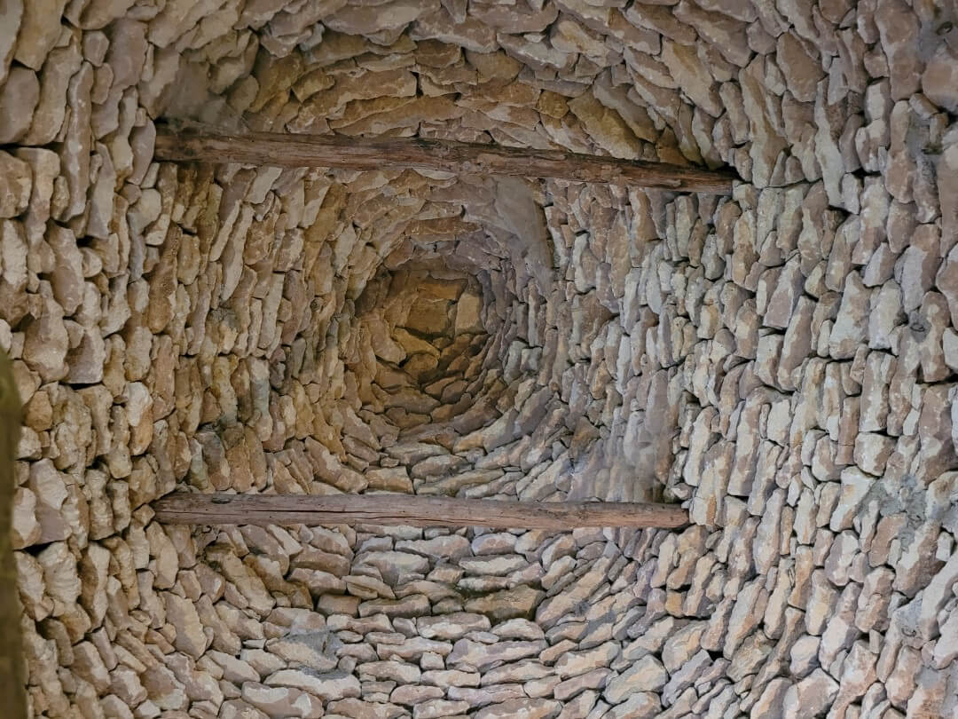 Dach Trockensteinhütte Cabanes du Breuil