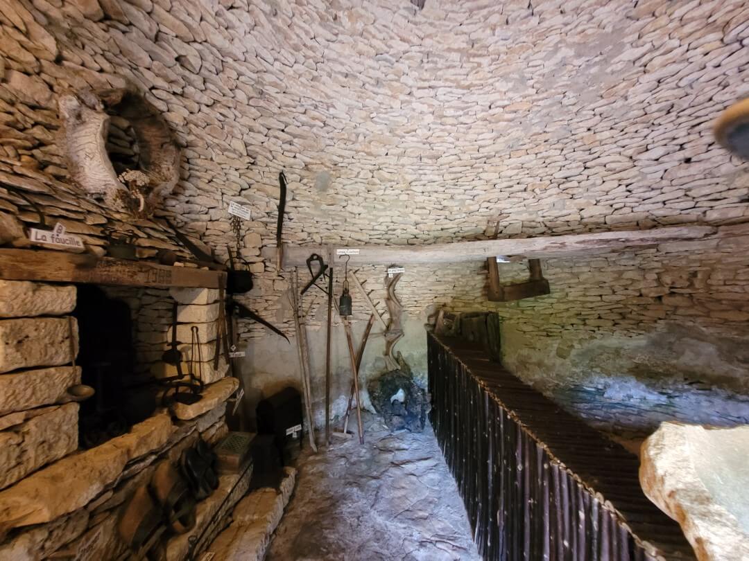 feuerstelle cabanes du breuil