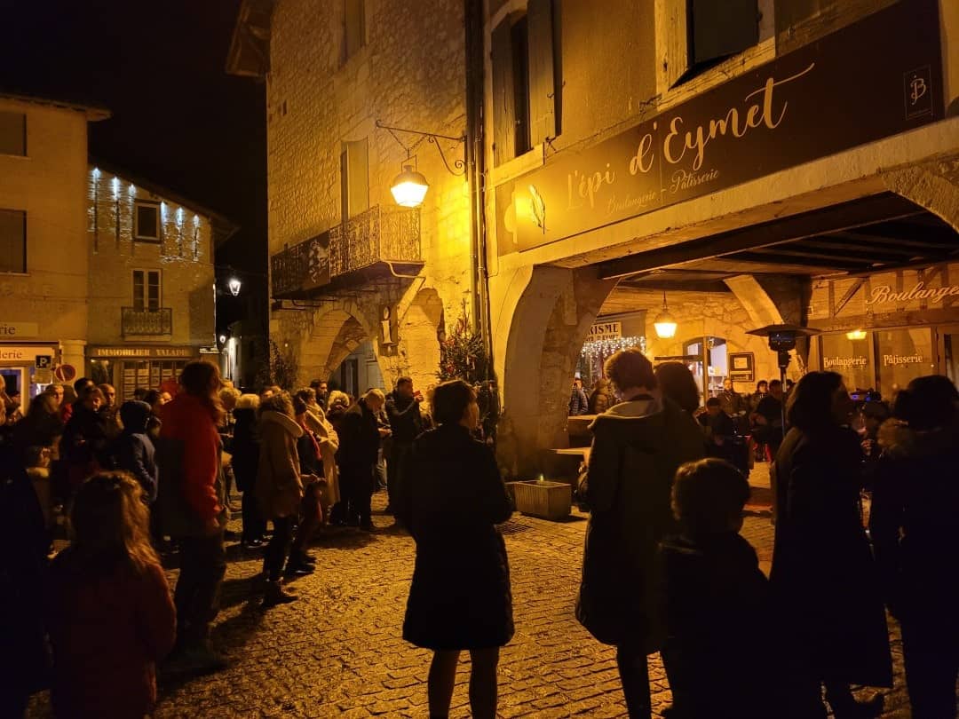 Sylsvester Eymet Glühwein Place Gambetta